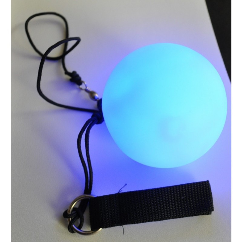 Poi Lumineux / Light Up Ball on a Cord Poi Lumineux / Light Up Ball on a Cord